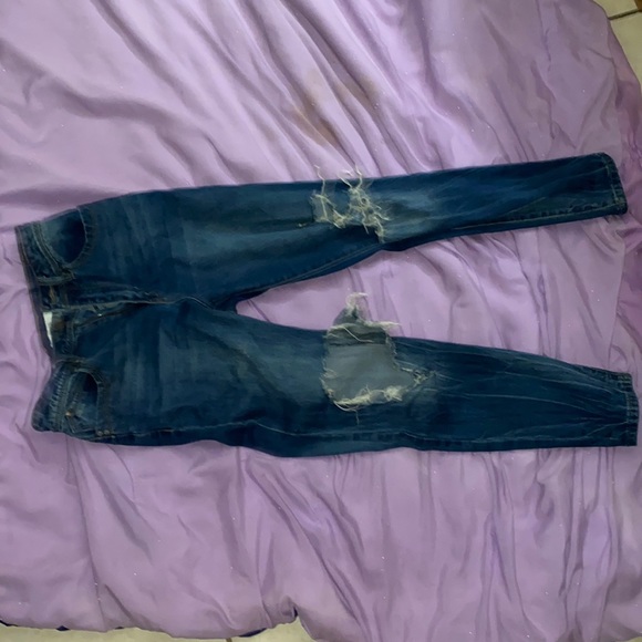 Stretchy ripped jeans - Picture 1 of 6